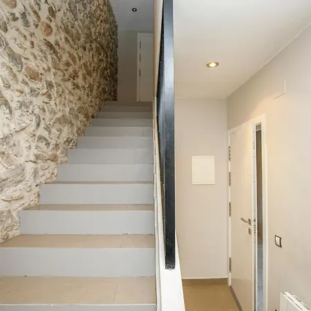 Apartment Centric Ripoll