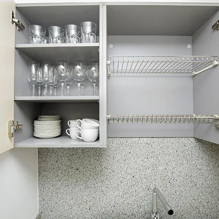 Centric Apartment Ripoll